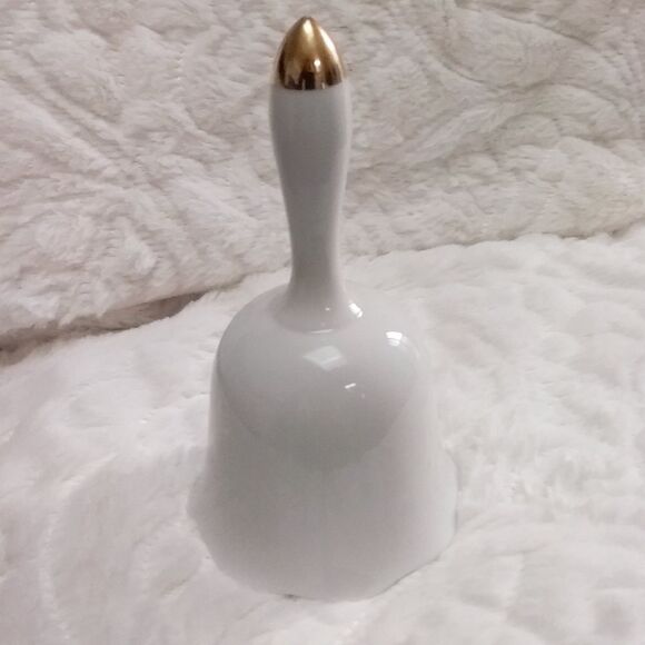 Vintage Holly Hobbie Large Bell Good Company is a Treat in Itself Gold Trim 1974 - Picture 4 of 7